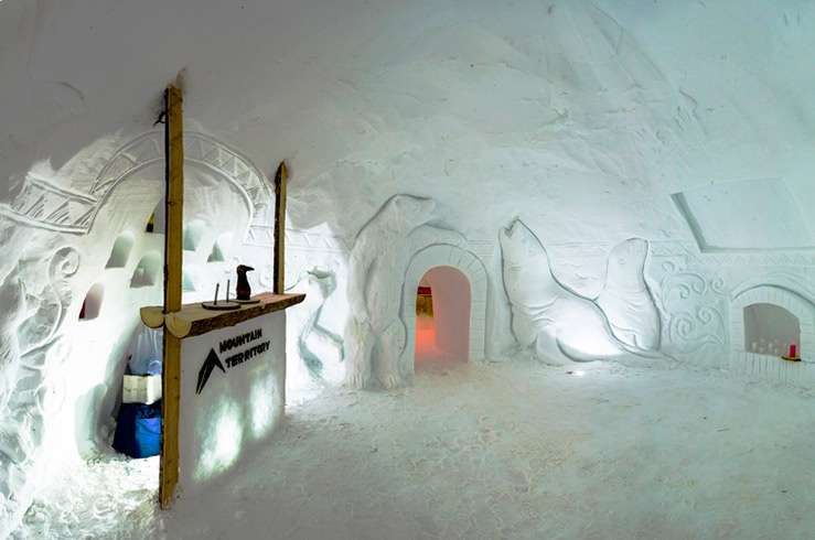 Первый в России ледяной гостиничный комплекс