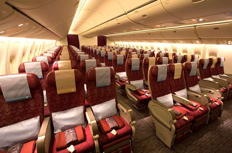 Эконом-класс Qatar Airways на Boeing 777-200LR