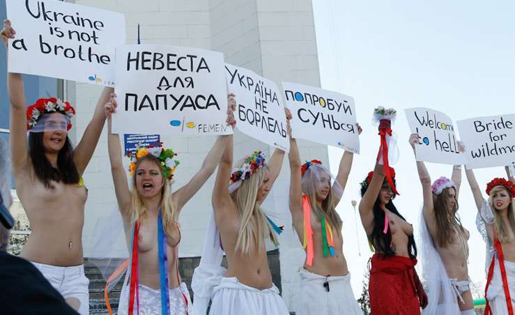 После легализации проституции на Украине намерены развивать секс-туризм