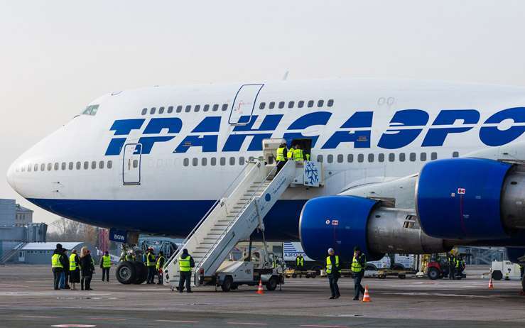 Пьяный дебош на рейсе «Трансаэро» обошёлся кемеровцу в 240 000 рублей