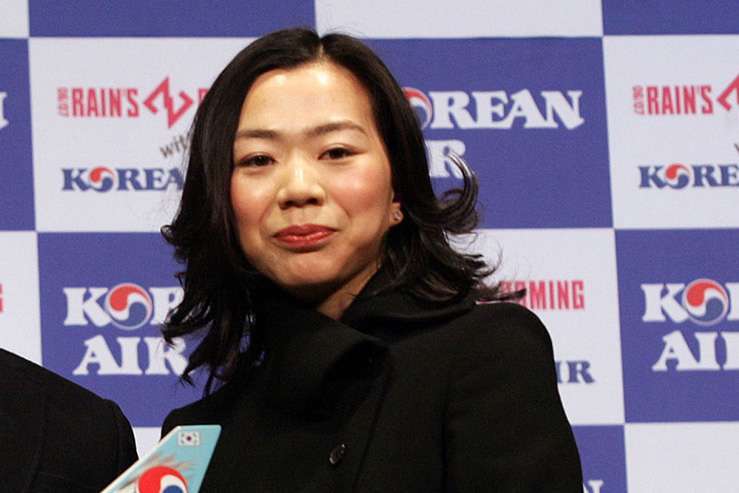 Вице-президента Korean Air уволили из-за солёных орешков