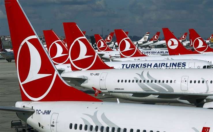Более 200 сотрудников Turkish Airlines уволены после путча