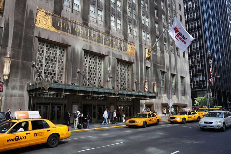 Китайцы купили знаменитый отель Waldorf Astoria в Нью-Йорке