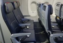 Знижки American Airlines Основні економні тарифи: більше жодних миль, жодного статусу