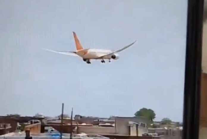 393d0bac-e5c5-4bd1-ae4f-5fcfd2a16d21