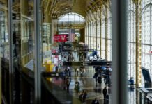 American Airlines оновить зал Admirals Club Lounge в DCA: суттєве покращення у 2026 році