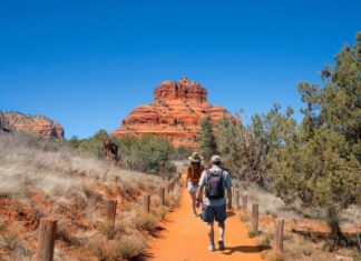 Доступные варианты для празднования Дня Святого Валентина в США: Гид для бронирования в последний момент
