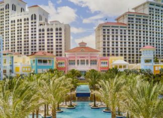 Політика про Сніданок у Hyatt Hotel Викликає Суперечки: Елітний Доступ Обмежений для Гостей-Євреїв