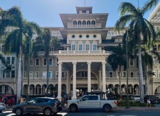 Moana Surfrider Відзначає 125-річчя з Масштабною Реновацією