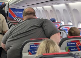 Нова політика Southwest Airlines викликає обурення пасажирів