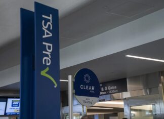 Прискорення проходження аеропорту: як отримати TSA PreCheck, Global Entry та Clear дешевше
