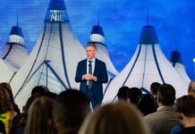 Небо змінюється: чи може злиття Сполучених Штатів Америки змінити форму авіації?