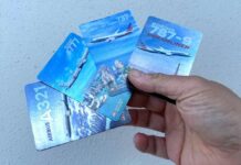 Колекційні картки за рахунок профспілки: нова ініціатива пілотів American Airlines