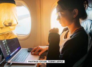 Карти Atmos Rewards: Рекордні Бонуси для Рейсів Аляски та Гаваїв