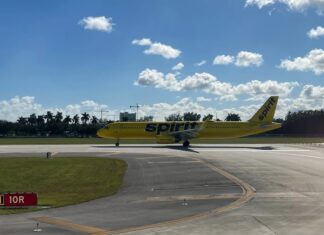 Spirit Airlines запитує екстрену фінансову допомогу на фоні загрози ліквідації