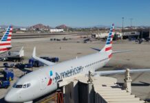 Від лояльності до транзакцій: Чому American Airlines позбавляє привілеїв своїх елітних учасників