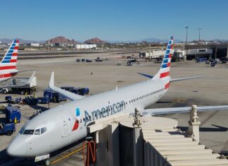 Від лояльності до транзакцій: Чому American Airlines позбавляє привілеїв своїх елітних учасників