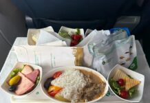 Авіасалат 738 Turkish Airlines: Затримки, розвороти та сніданок о 7 ранку