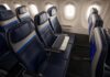 Нова «Бізнес-Клас» United Airlines: Столик, Лікоть та Хитрість з Регулюванням
