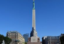 11 найкращих місць у Ризі, які варто відвідати: посібник з історії та архітектури